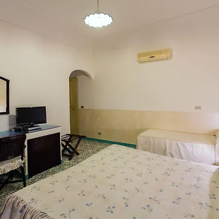 Fico D'india Relais 3*