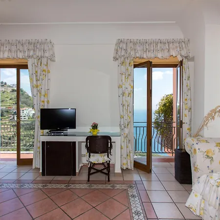 Fico D'india Relais מלון 3*