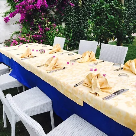 Hotell Fico D'india Relais 3*
