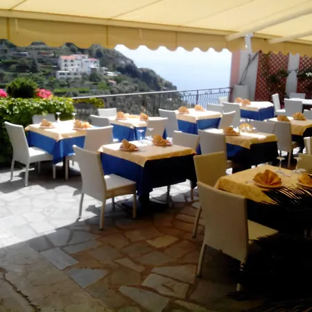 Hotell Fico D'india Relais 3*